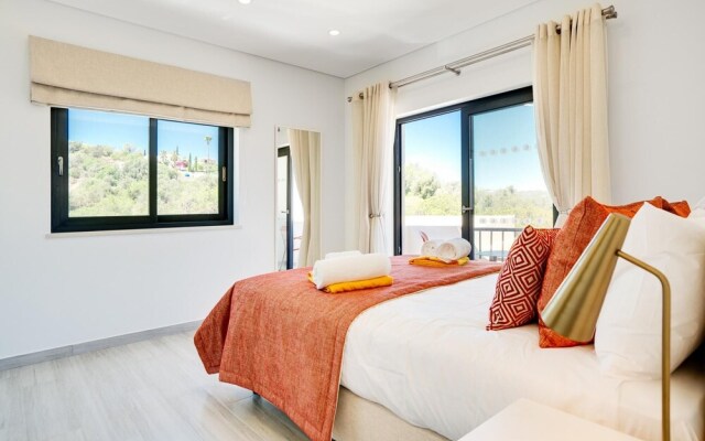 Luxurious 4 bed Villa in Loul