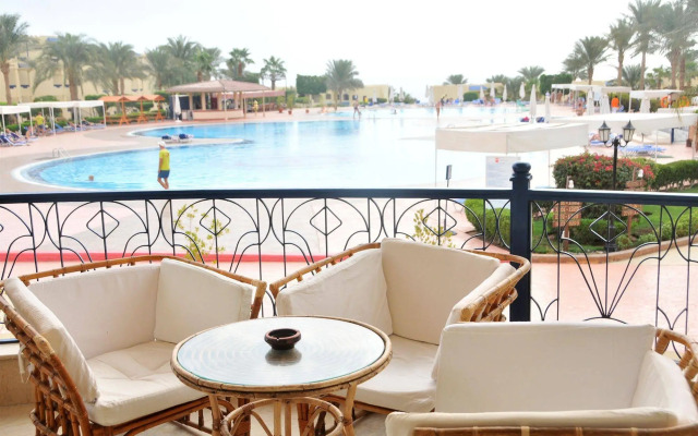 Grand Oasis Resort