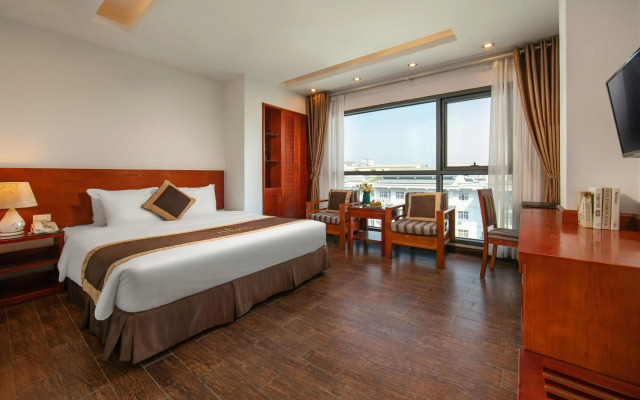 Bounty Hotel
