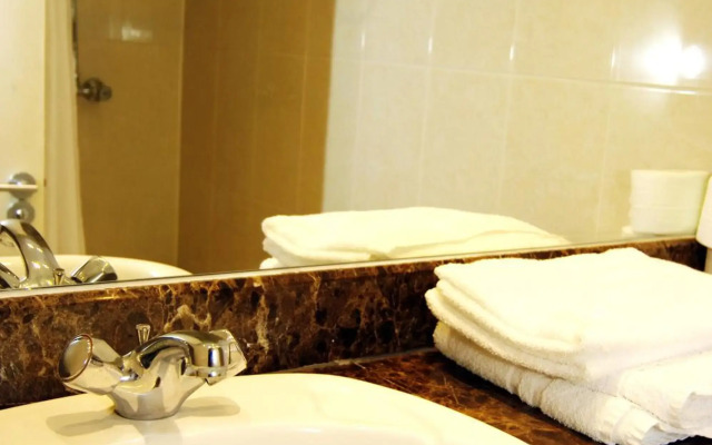 Westbury Hotel