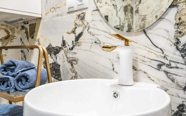 Charles Bridge Suite by Riverside