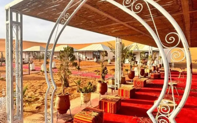 Alan luxury tent Merzouga