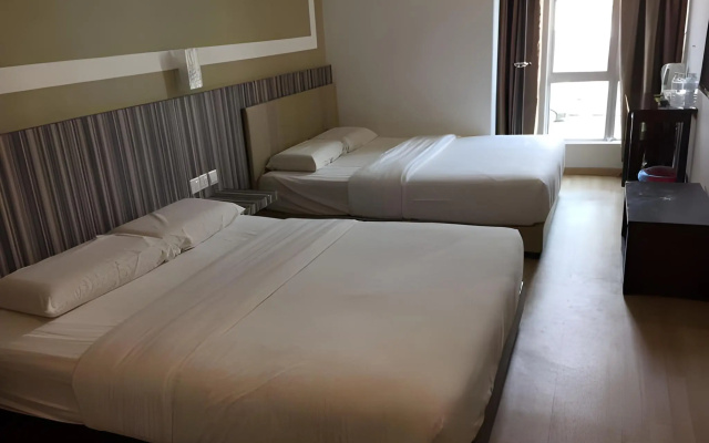 Sun Inns Hotel Laksamana