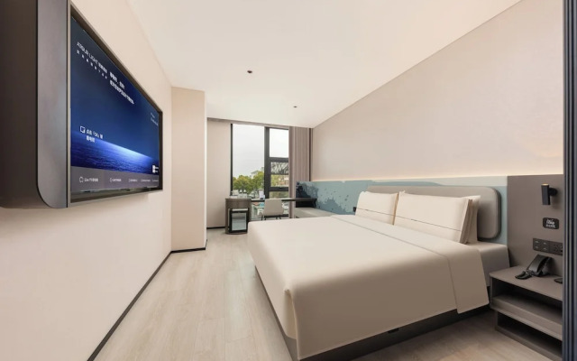 Pudong Airport  Light Residence Hotel