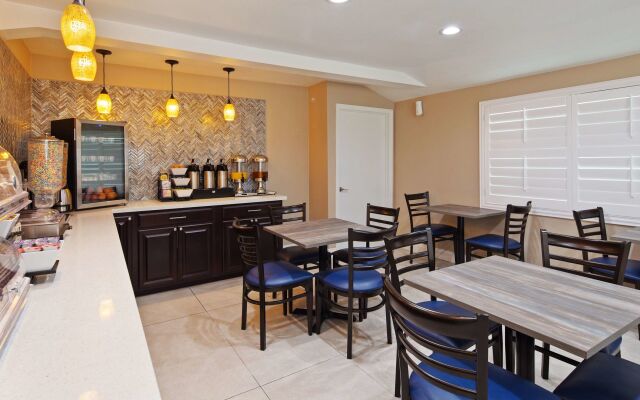 Quality Inn San Diego South - Chula Vista