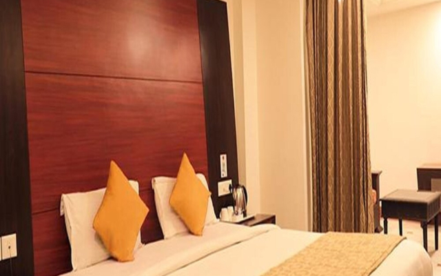 FabHotel Prime Emerald