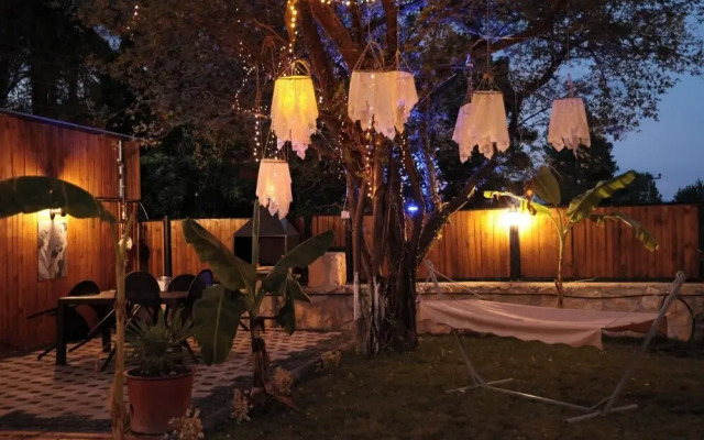 The Jungle Bungalov