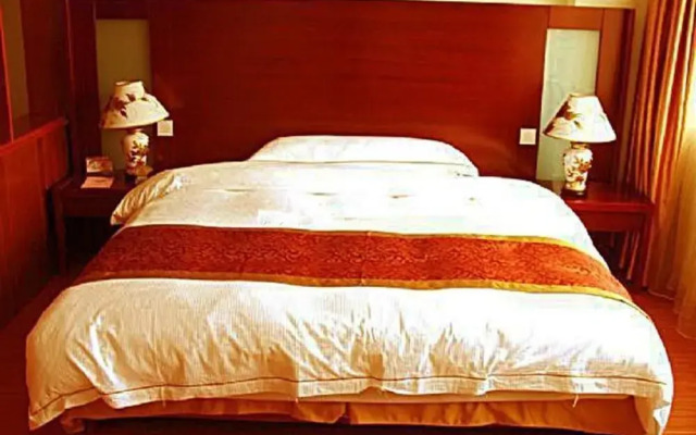 Purui Duomu Holiday Hotel - Lijiang