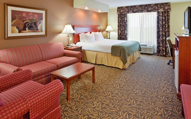 Holiday Inn Express Hotel & Suites Columbus by IHG