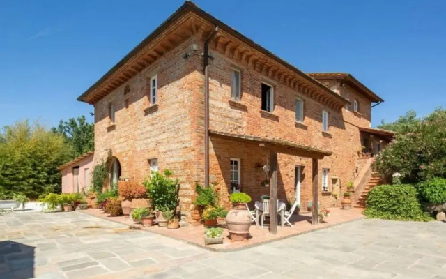 Villa al Molino Comfortable Holiday Residence