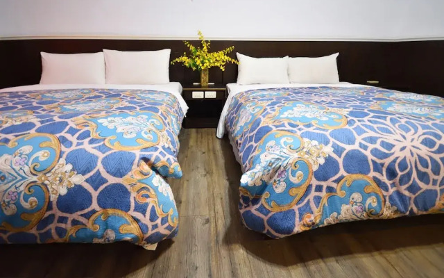 Lei Zhiben Hot Spring