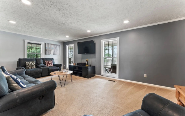 Lovin Lake Livin A Must-see!