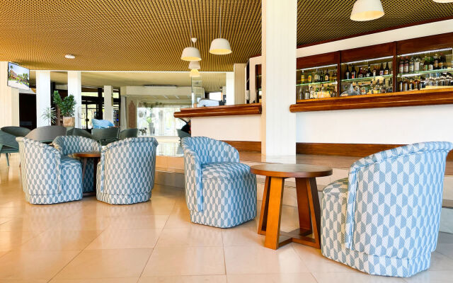 Auramar Beach Resort