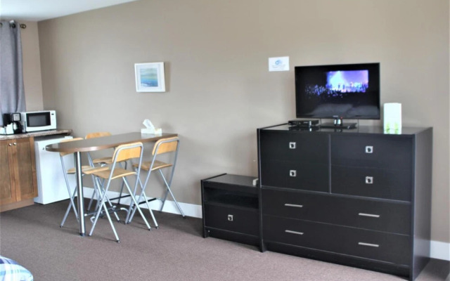 Ucluelet Wildwood Inn