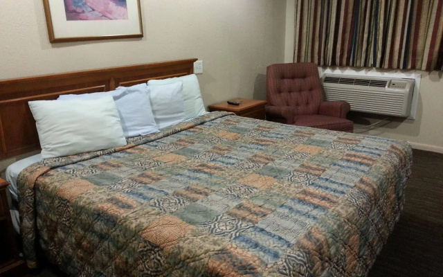 Kings Inn Motel Paris