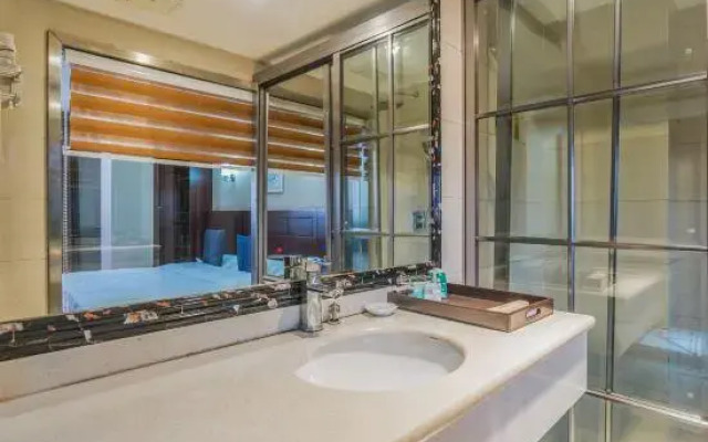 Lidu Business Hotel Pu'er