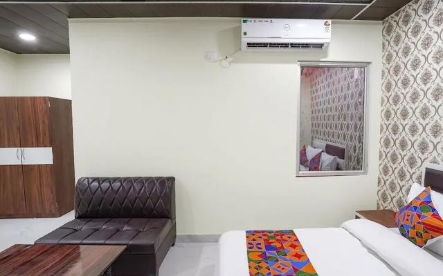 FabHotel Rajdhani