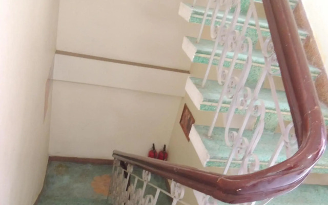 Ha Long Happy Hostel - Adults Only