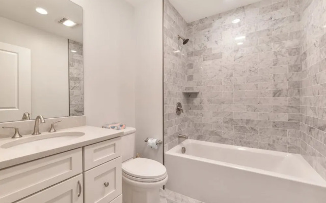 Global Luxury Suites at South Boston