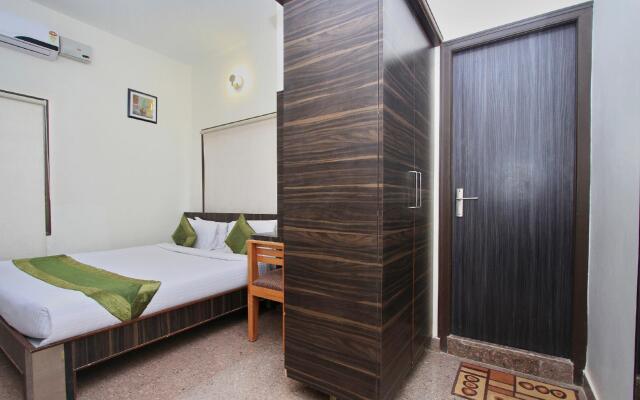 OYO 10009 Hotel iOliten
