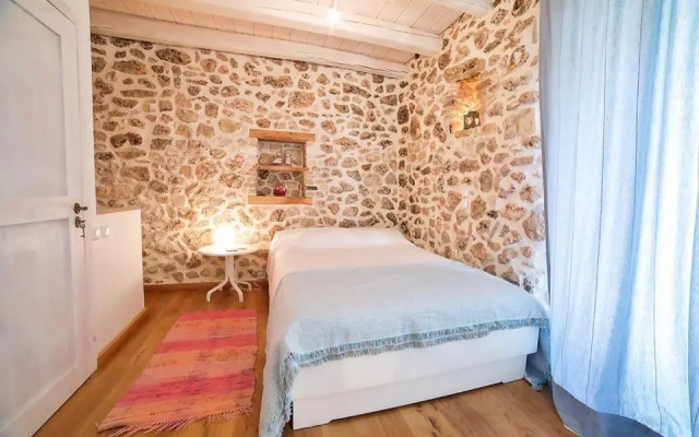 Cozy eco cottage