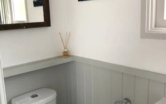 Fishermans Hut