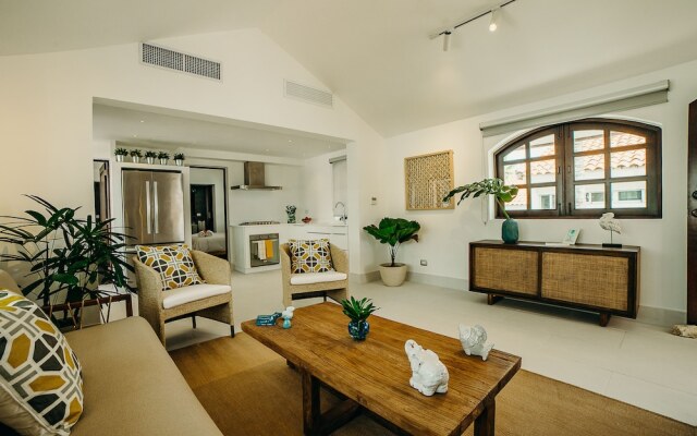 Residence by G Villa Long Beach
