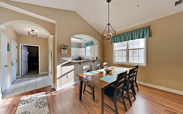 331catal 3 Bedroom Condo