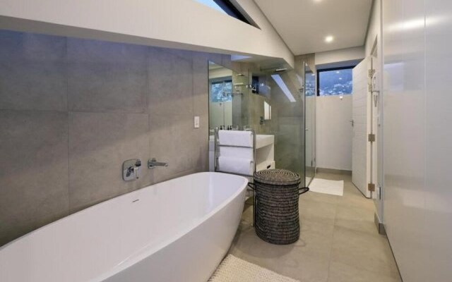 Belle Vue Penthouse in Cape Town
