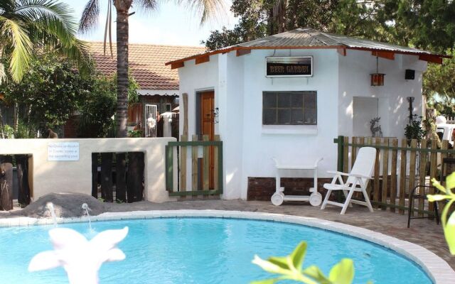 Golden Lantern Guest Lodge