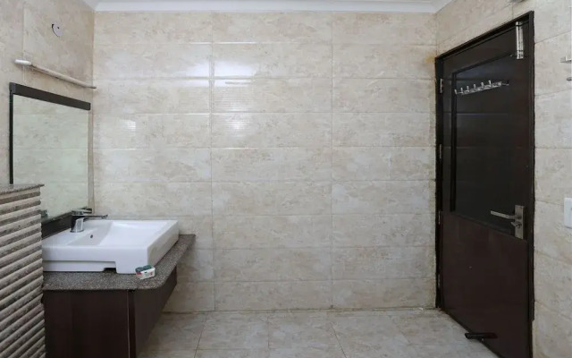 Go Rooms By OYO Rooms