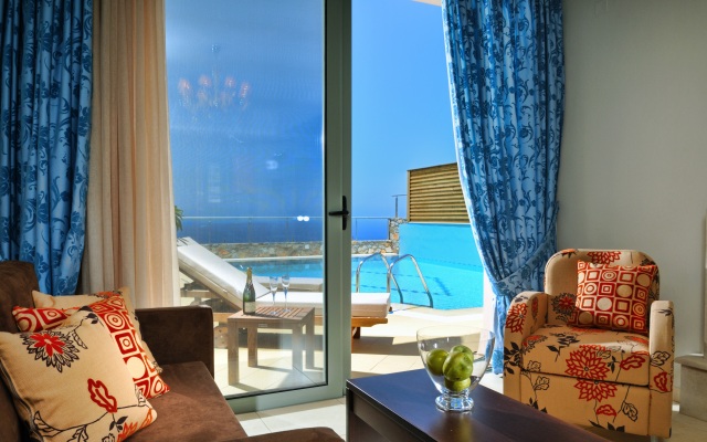 The Noverian Scenic Crete Hilltop Villa Resort & Spa