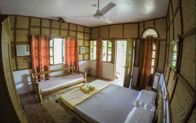 Chelle's Guest House and Backpackers - Hostel