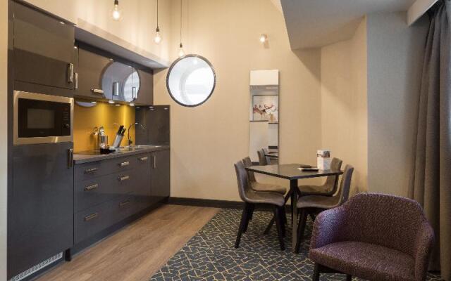 Roomzzz Manchester Victoria