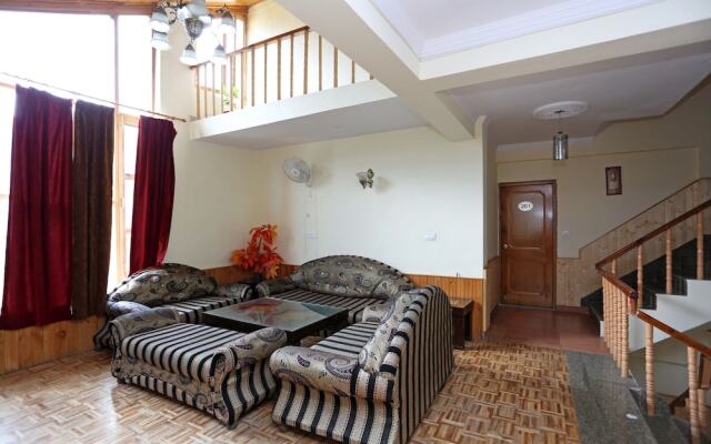 OYO 7008 Astha Cottage