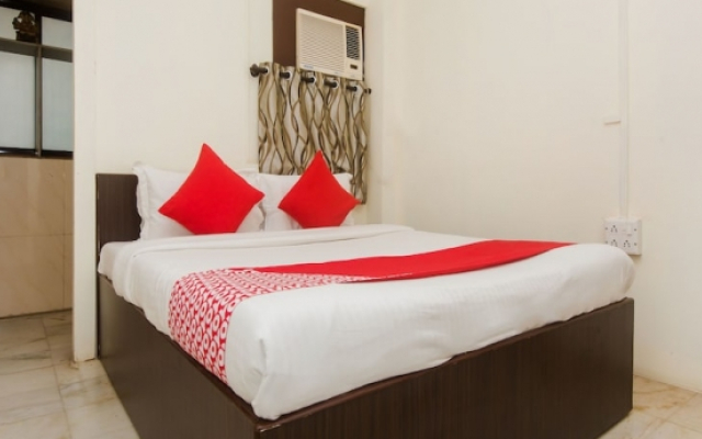 Oyo 14526 Ashtavinayak Hospitality