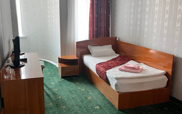 Hayat Inn