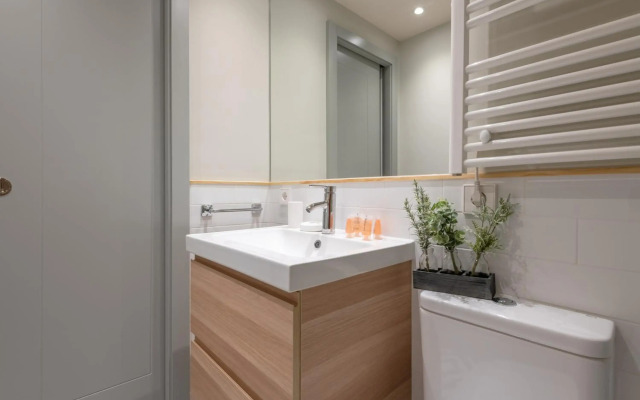 Sophisticated brand new flat