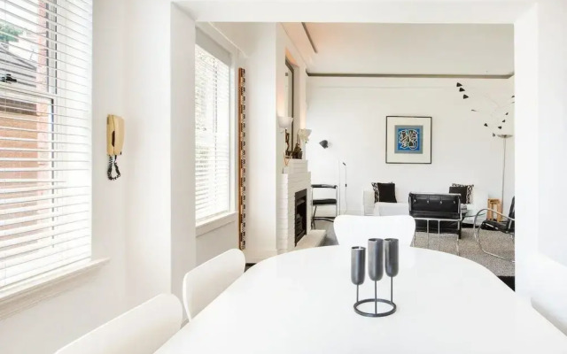 The Double Bay Executive Apartment