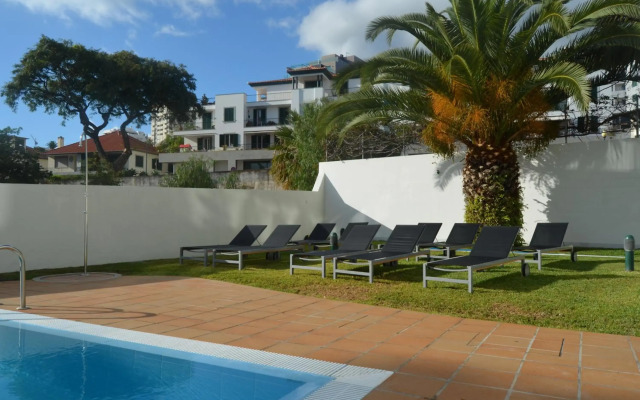 Madeira Bright Star Hotel