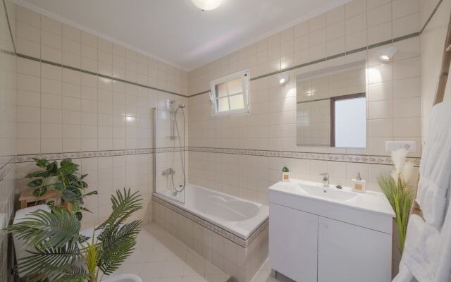 House With Garden and Great View, Vila Boa Vista