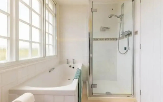 Host Stay Alderfen View