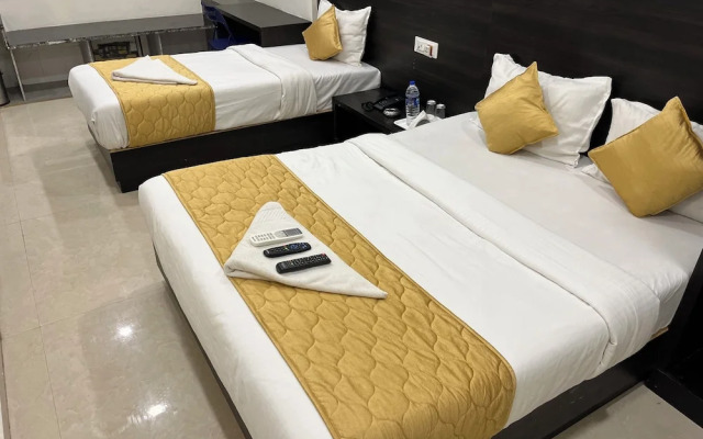 Hotel Wind Flower Regency - Near Kokilaben Hospital