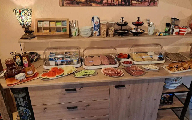 Pension-Ferienwohnungen-Ferienhaus Gwosch
