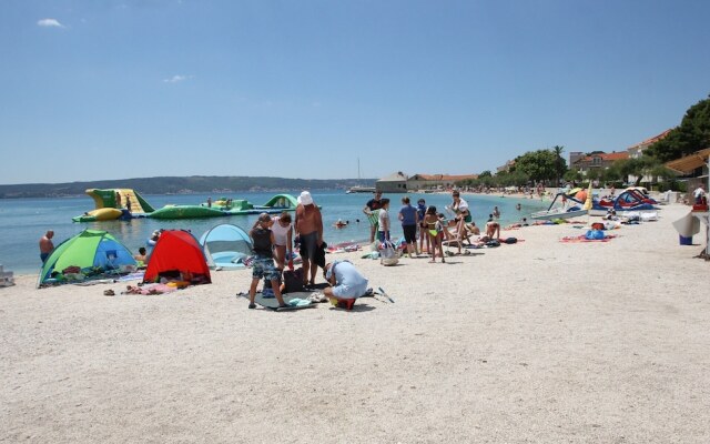 New Luxury Modern Four-bedroom Villa With Pool