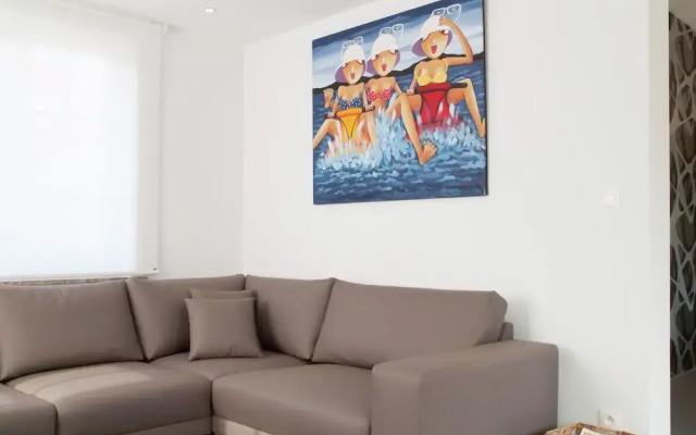 Fabulous Luxury Villa With Spacious Garden in Nieuwpoort