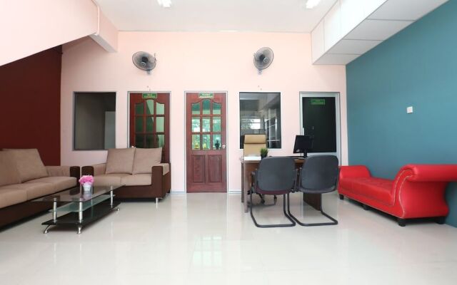 SPOT ON 90163 Kpfb Roomstay 2 - Hostel