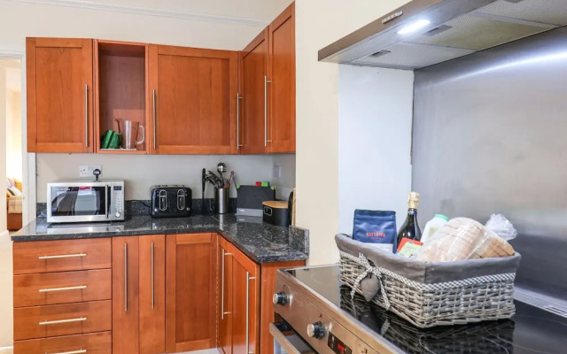 4 Normanby Terrace