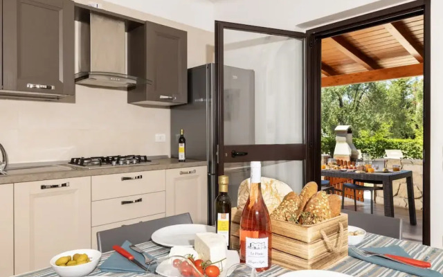 Apartment in Vieste With Garden