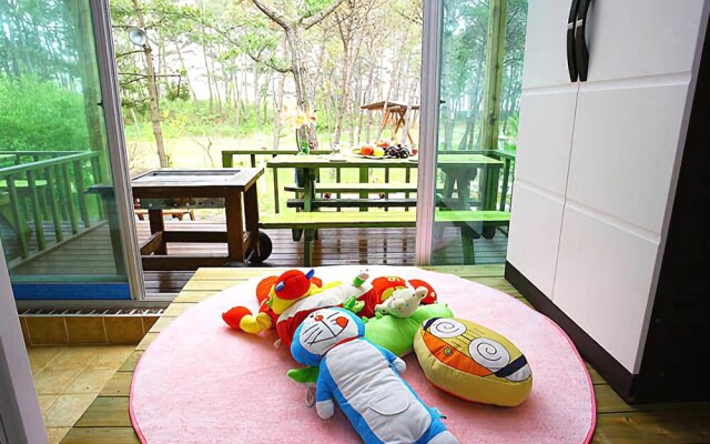 Taean West Pine Pension